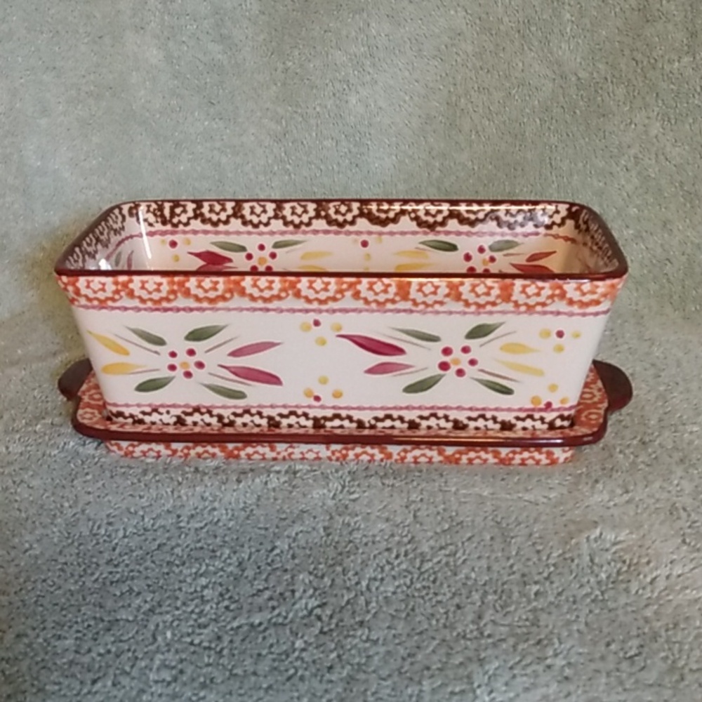 TEMP-TATIONS Ovenware 1 QT. Loaf Pan and bottom Tray